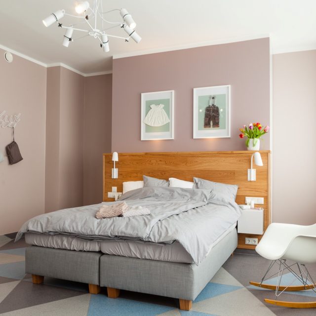 Renovation of family wards at maternity hospital